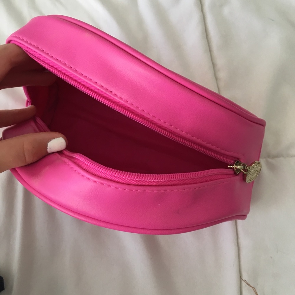 Pink makeup bag - Picture 2 of 3